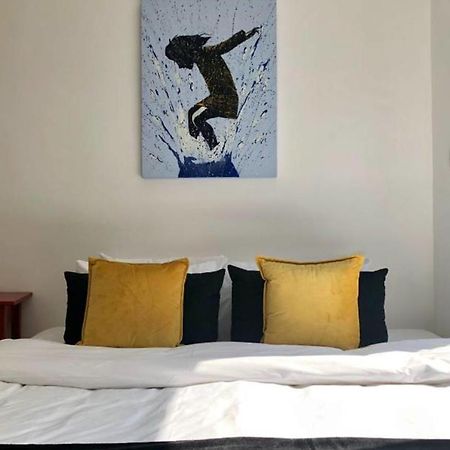One Bedroom Apartment In Kings Cross 런던 외부 사진